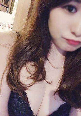 小柳友美