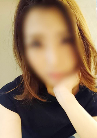 冴羽れな