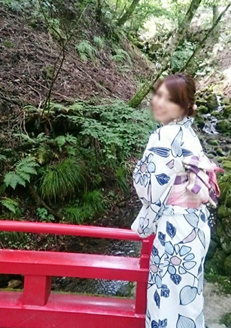 冴羽れな
