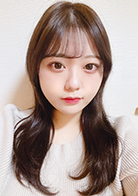 坂井すみれ
