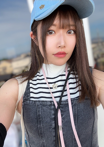 葉月ひな