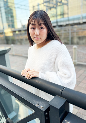 陽苺乃こはる
