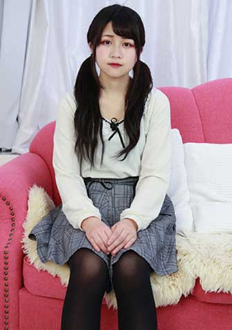栗山ゆずな
